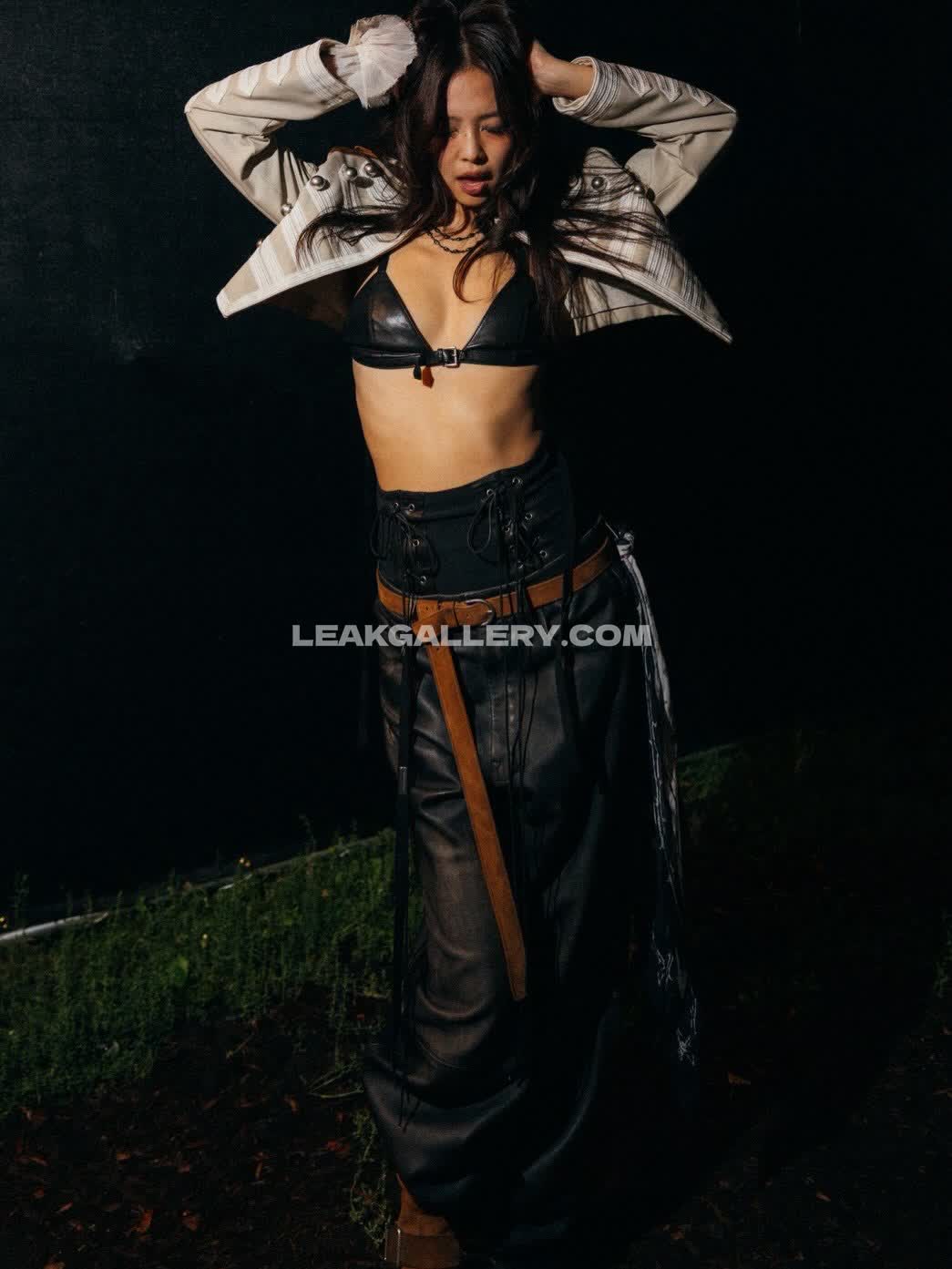 Jennierubyjane Exclusive Leaked Nude OnlyFans #13345993