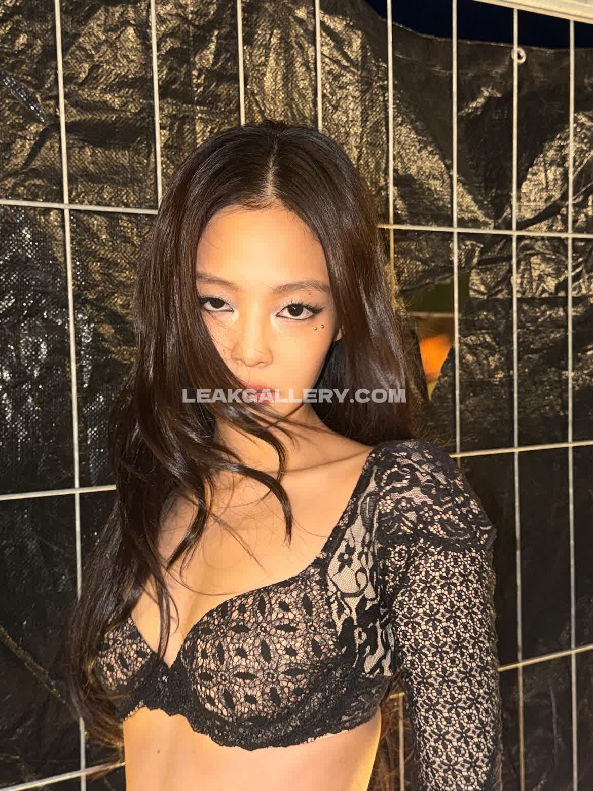 Jennierubyjane Exclusive Leaked Nude OnlyFans #13030512