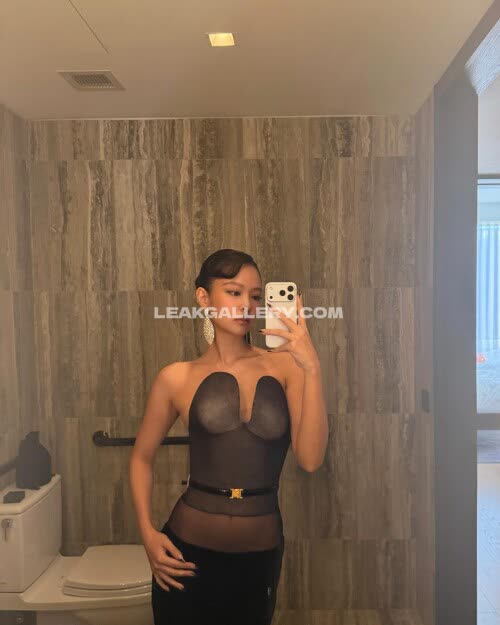 Jennierubyjane Exclusive Leaked Nude OnlyFans #12152711