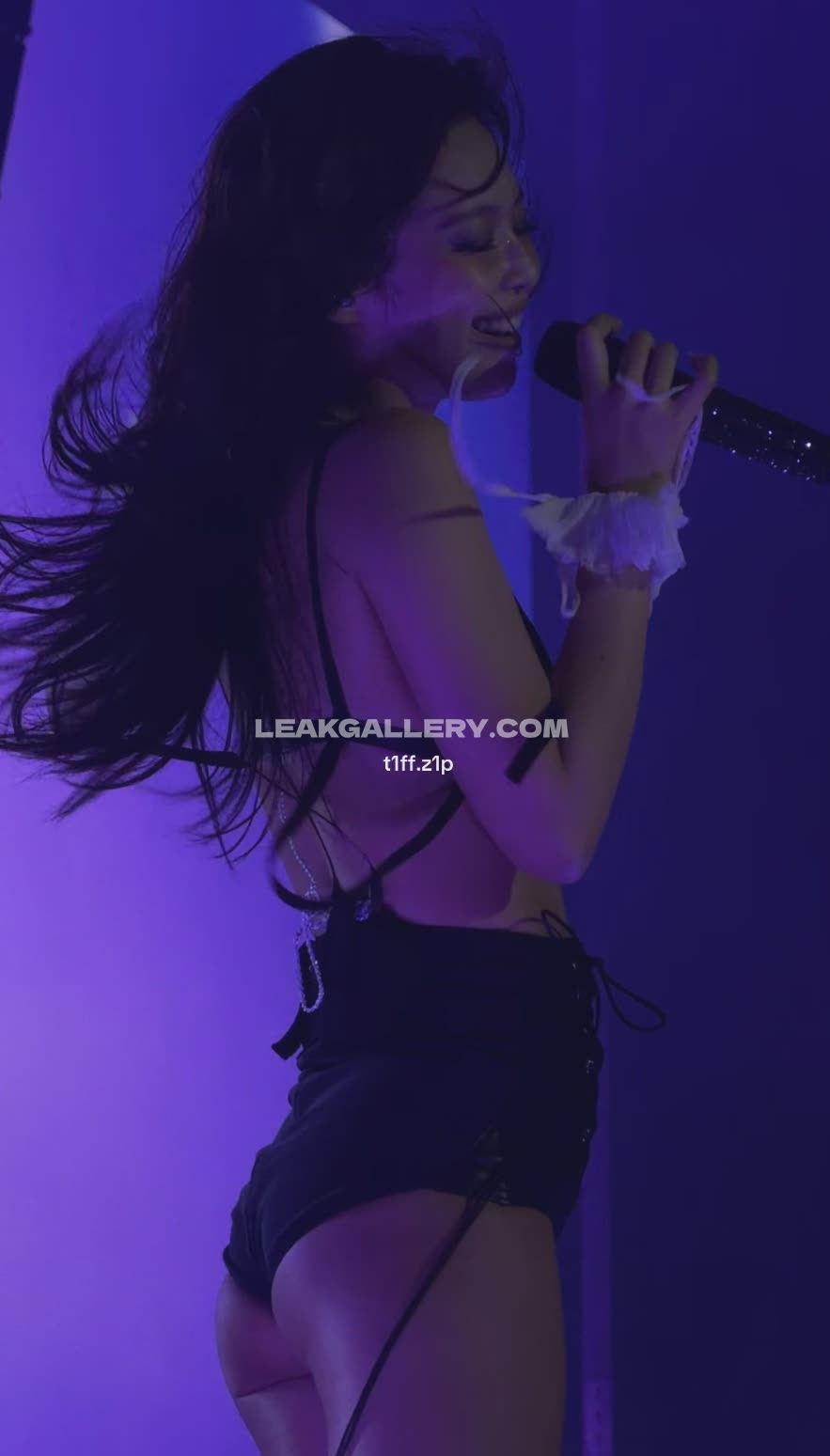 Jennierubyjane Exclusive Leaked Nude OnlyFans #13345969