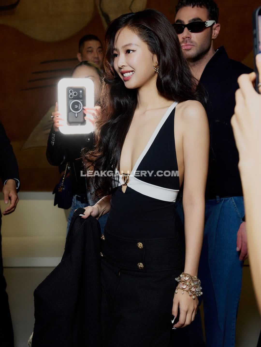 Jennierubyjane Exclusive Leaked Nude OnlyFans #12581816