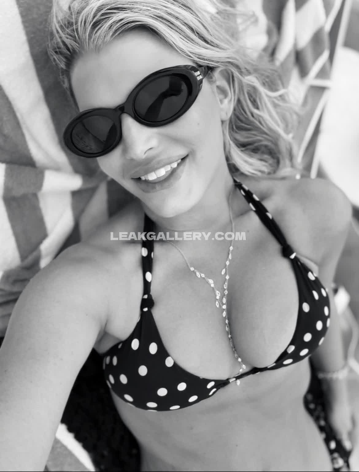 Jessica_simpson Exclusive Leaked Nude OnlyFans #13484785