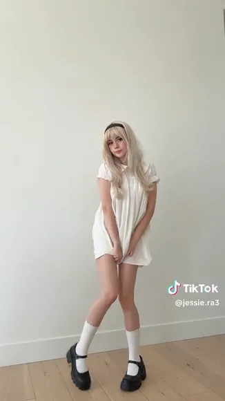 Jessiexraee Short Dress Tease OnlyFans Video Leaked