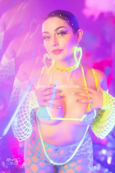 jewelzblu
