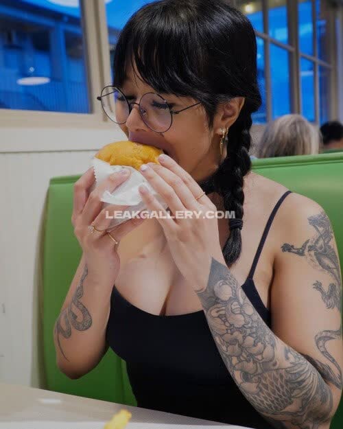 Jikatabi Exclusive Leaked Nude OnlyFans #14635696