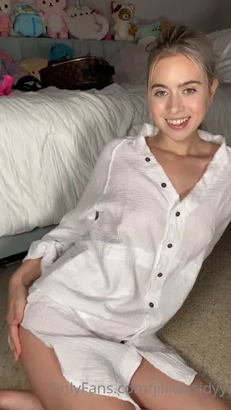 Jillkassidyy Full Nude Floor Tease OnlyFans Video Leaked