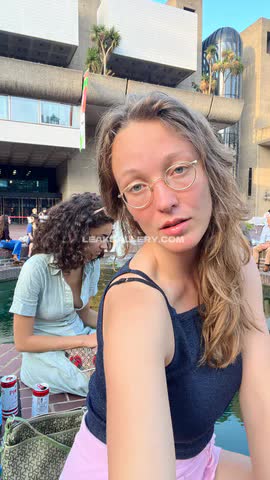 Jinijane Sunglasses And Pink Shorts OnlyFans Photo Leaked