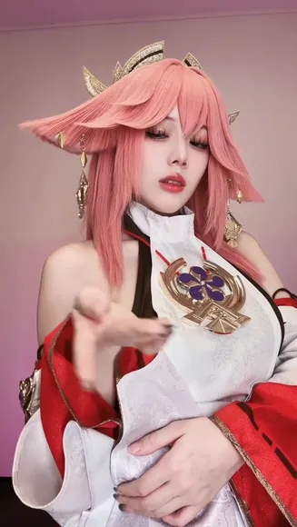 Jiu_yan Cleavage Tease In Costume OnlyFans Video Leaked