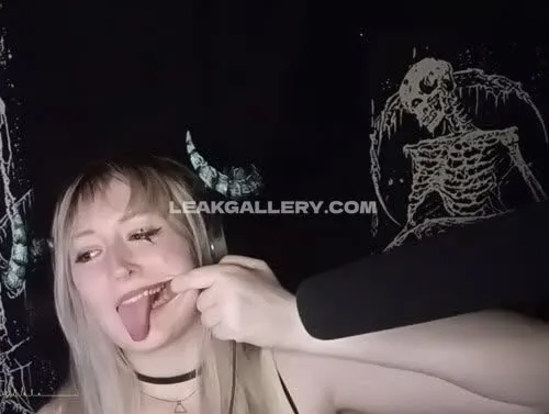 Joefudge Tongue Out Tease OnlyFans Photo Leaked