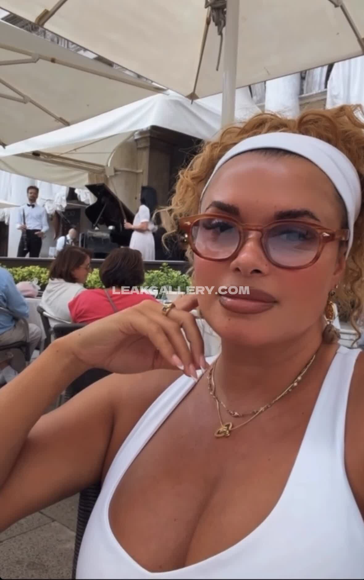 Joytaylortalks Exclusive Leaked Nude OnlyFans #12666916