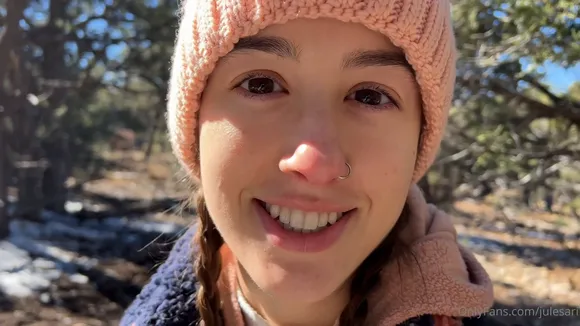Julesari Outdoor Tongue Play OnlyFans Video Leaked