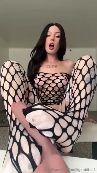 Julia Fishnet Bodysuit Tease OnlyFans Video Leaked