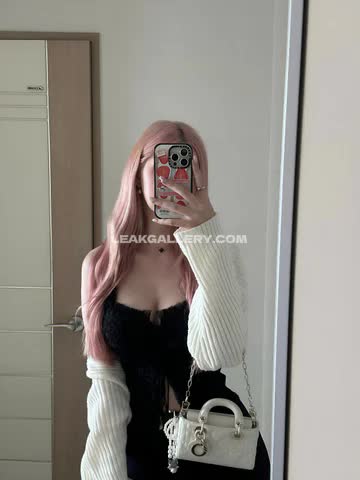 Julia / Barbienomato / J_u_l_i_a Exclusive Leaked Nude OnlyFans #14010435