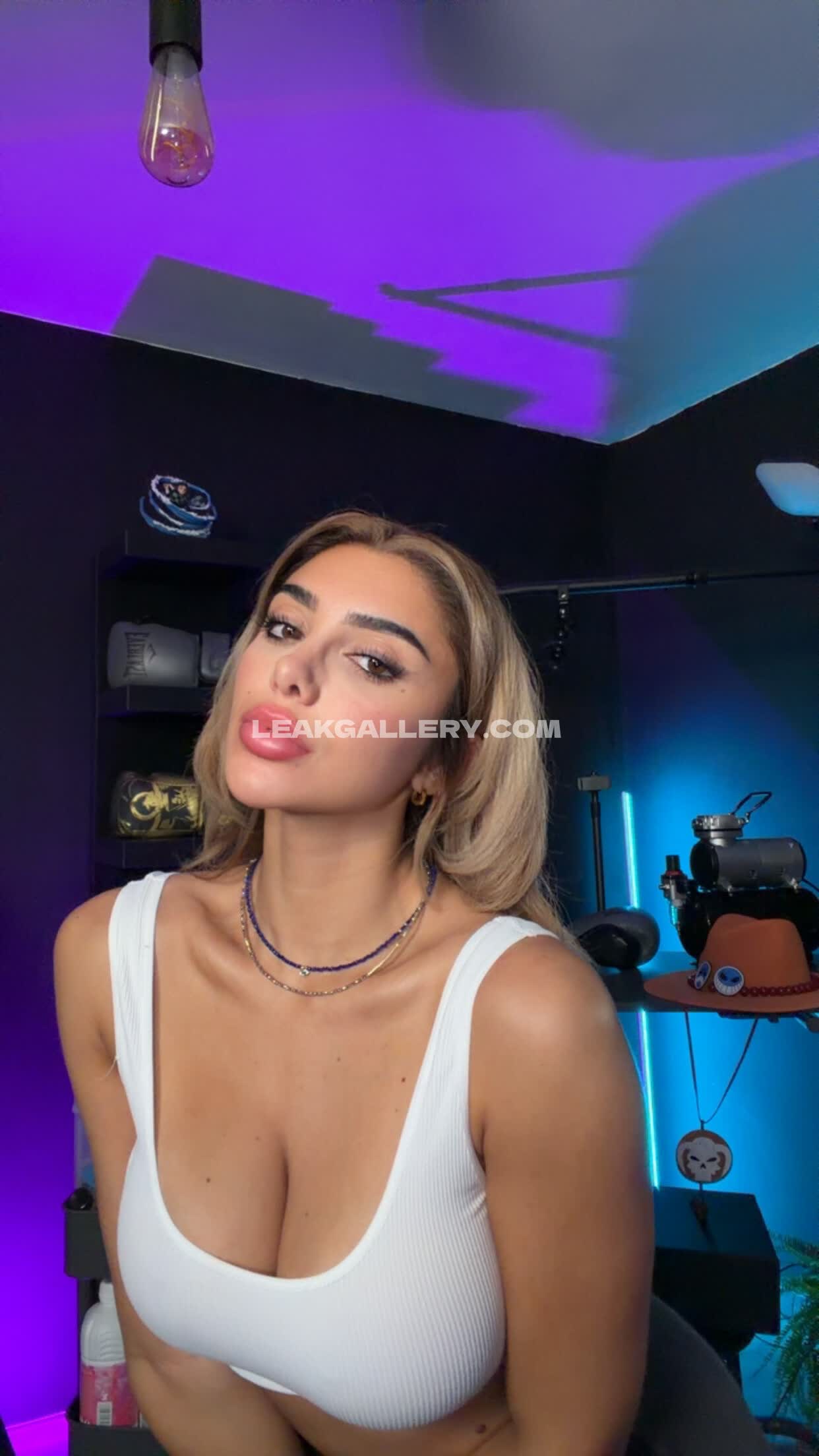 Juliabayonetta / Bayonetta Exclusive Leaked Nude OnlyFans #12794570