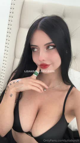 Juliaburch Black Bra Tease OnlyFans Photo Leaked