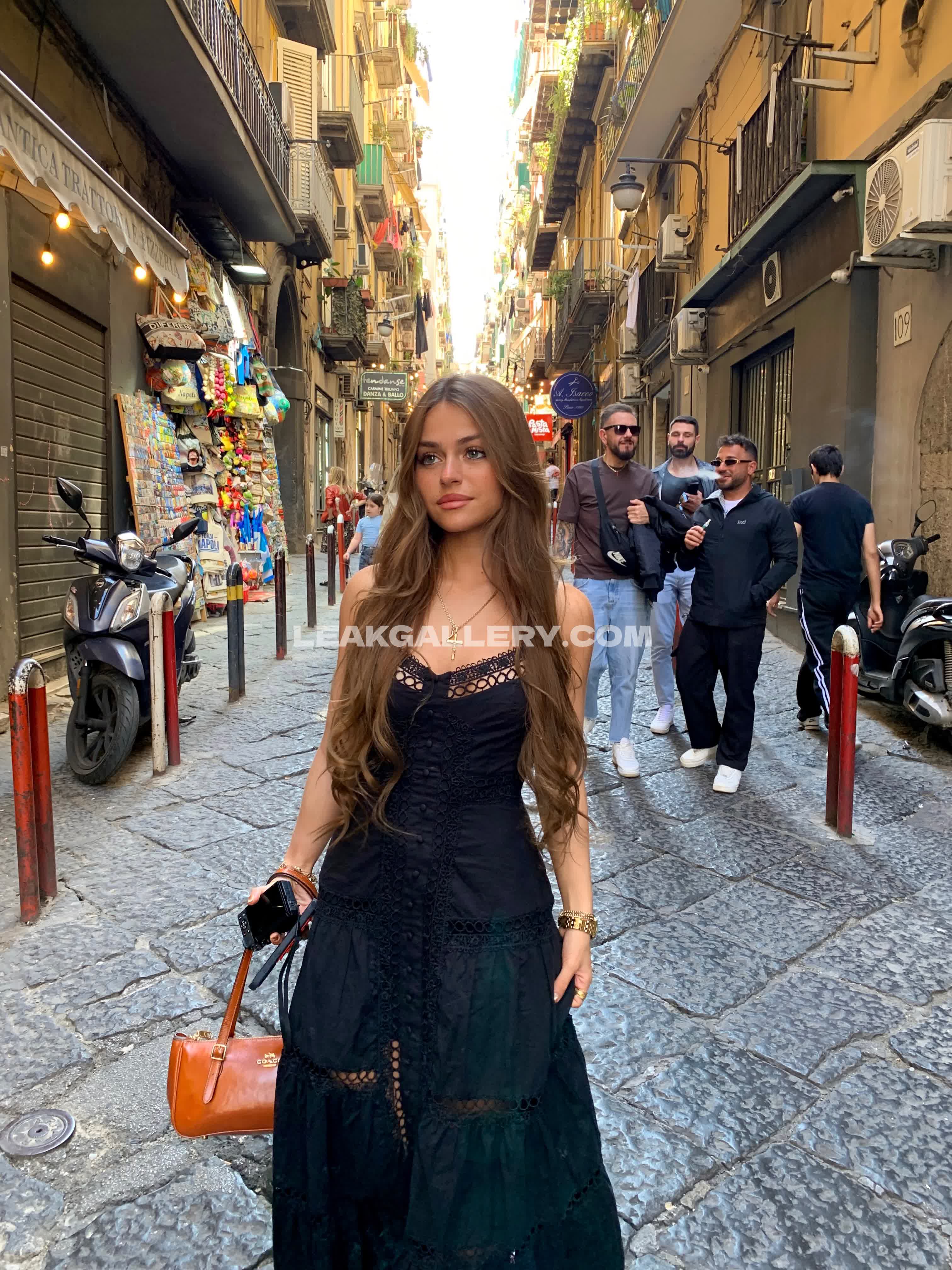 Juliahmolinari / iamjumo Exclusive Leaked Nude OnlyFans #12594737