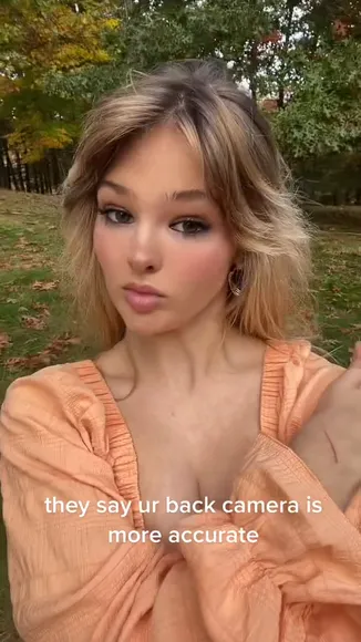 Juliannasabonis Low Cut Orange Top OnlyFans Video Leaked
