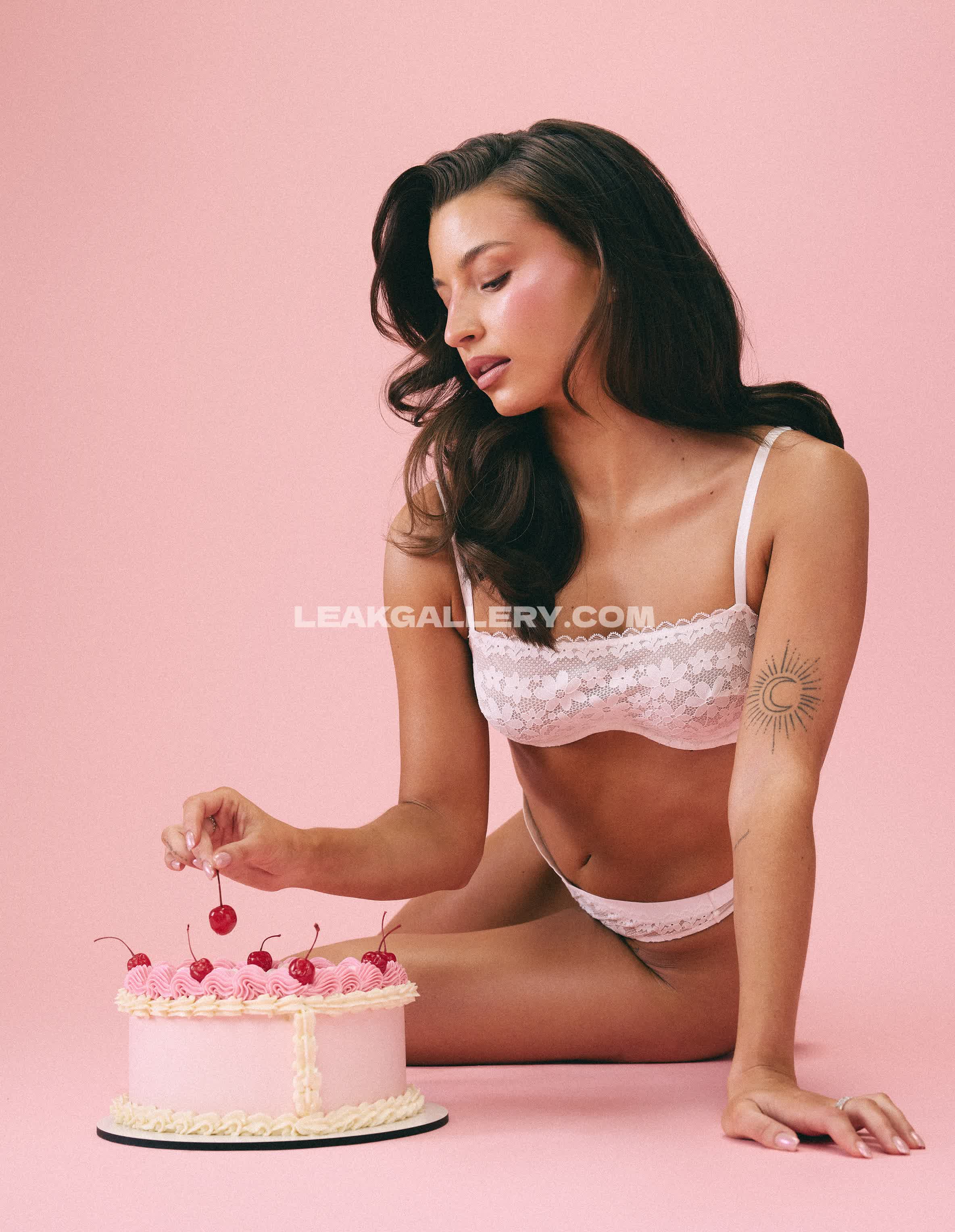 Juliawieniawa Exclusive Leaked Nude OnlyFans #13121287