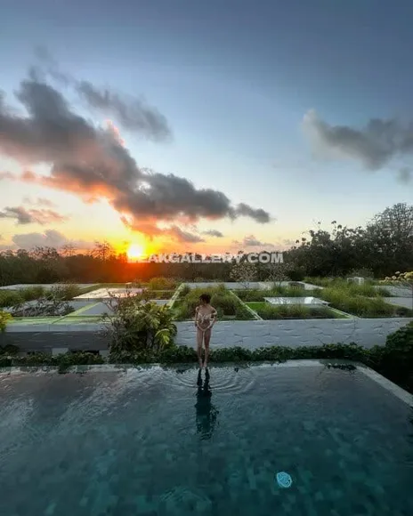 Julienneby Naked Back At Sunset OnlyFans Photo Leaked