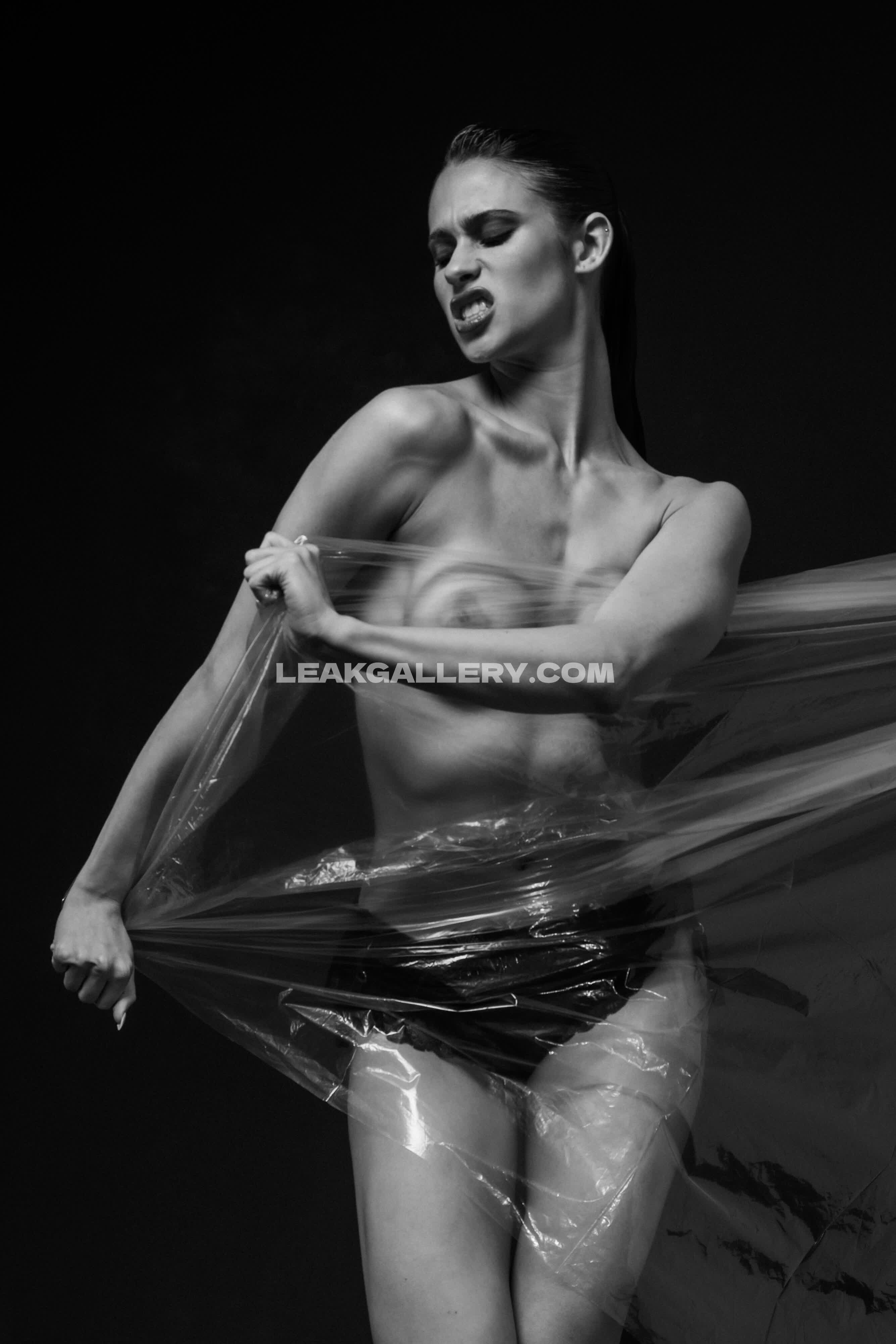 Julietamullerr Exclusive Leaked Nude OnlyFans #12832044