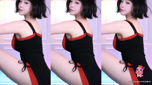 Jyeon8heart Thigh-High Slit Tease OnlyFans Video Leaked