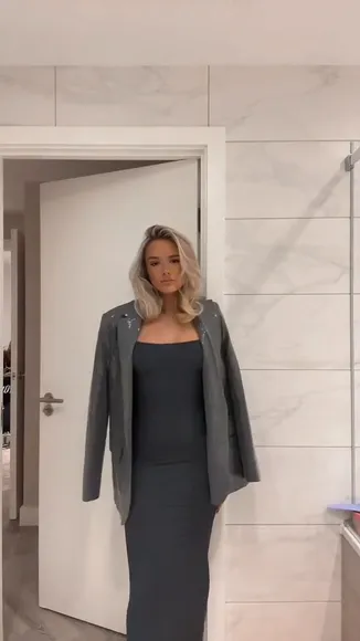 Kaci Shiny Jacket Tease OnlyFans Video Leaked