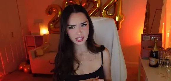 Kaileymae Black Camisole Tease OnlyFans Video Leaked