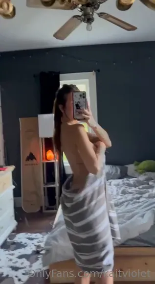 Kaitviolet Towel Drop Full Nude OnlyFans Video Leaked