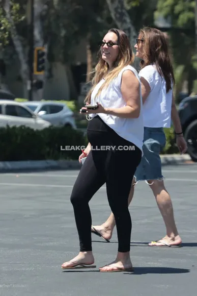 Kaleycuoco Pregnant Belly Walk OnlyFans Photo Leaked