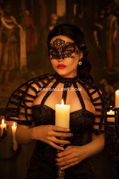 Kalinkafox Lace Mask Candle Hold OnlyFans Photo Leaked