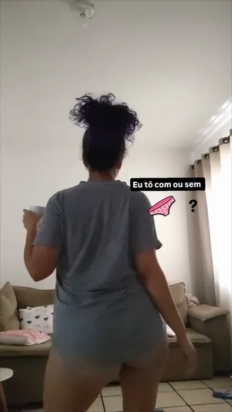 Kami_bunny666 Tight T-Shirt Ass Tease OnlyFans Video Leaked