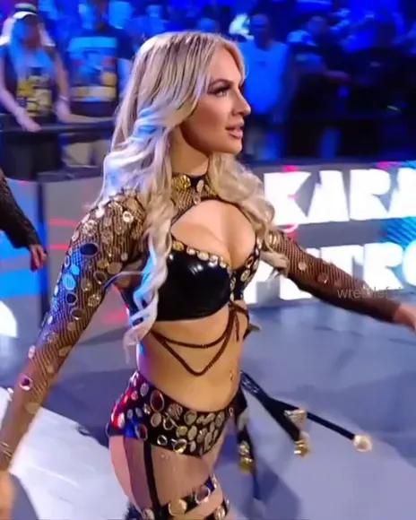 Karmen_wwe Gold Bodysuit Strut OnlyFans Video Leaked