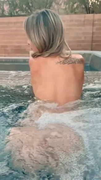 Kathrynmae Naked Pool Tease OnlyFans Video Leaked