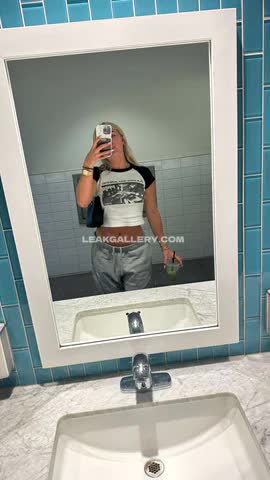 Katie Sigmond / Katiesigmondd Exclusive Leaked Nude OnlyFans #13668455
