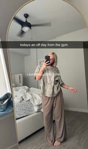 Katie Sigmond / Katiesigmondd Exclusive Leaked Nude OnlyFans #13670876