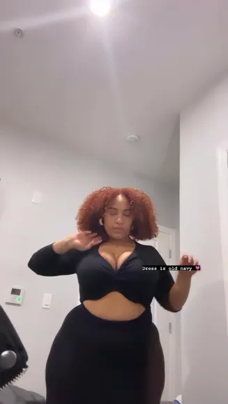 Katmari23 Black Cutout Dress Tease OnlyFans Video Leaked