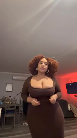 Katmari23 Tight Dress Hip Sway OnlyFans Video Leaked
