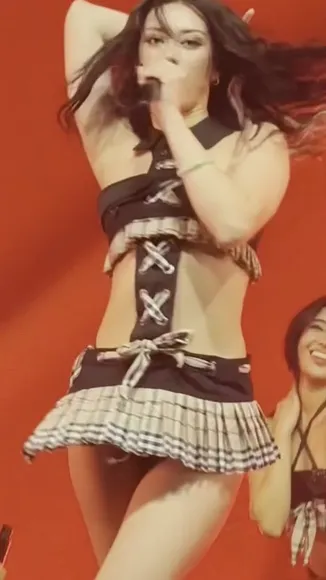 Katseye Plaid Mini Skirt Twerk OnlyFans Video Leaked