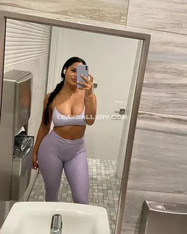 katyaelisehenry