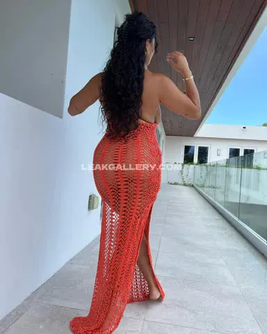 katyaelisehenry