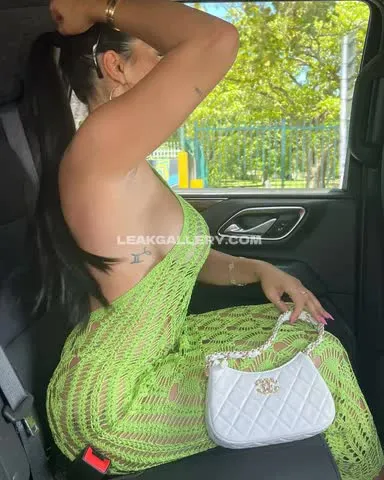 katyaelisehenry