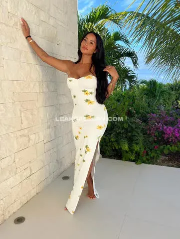 katyaelisehenry