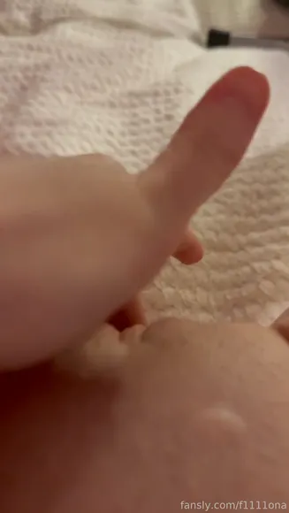 Katyskinny Finger Teasing Her Pussy OnlyFans Video Leaked