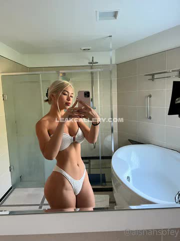 Kawaiisofey White Thong Selfie Pose OnlyFans Photo Leaked