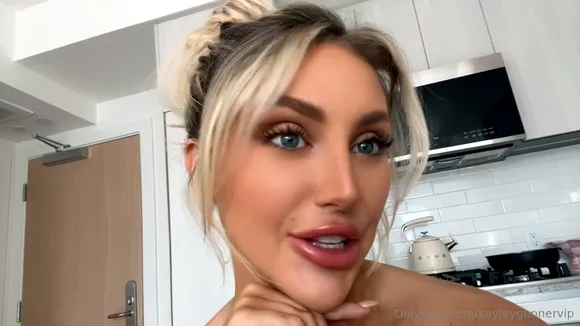 Kayleygunner Topless Kitchen Tease OnlyFans Video Leaked