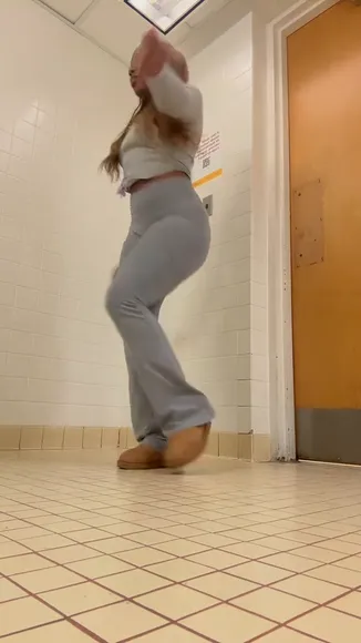 Kayypeachyy Tight Leggings Ass Shake OnlyFans Video Leaked