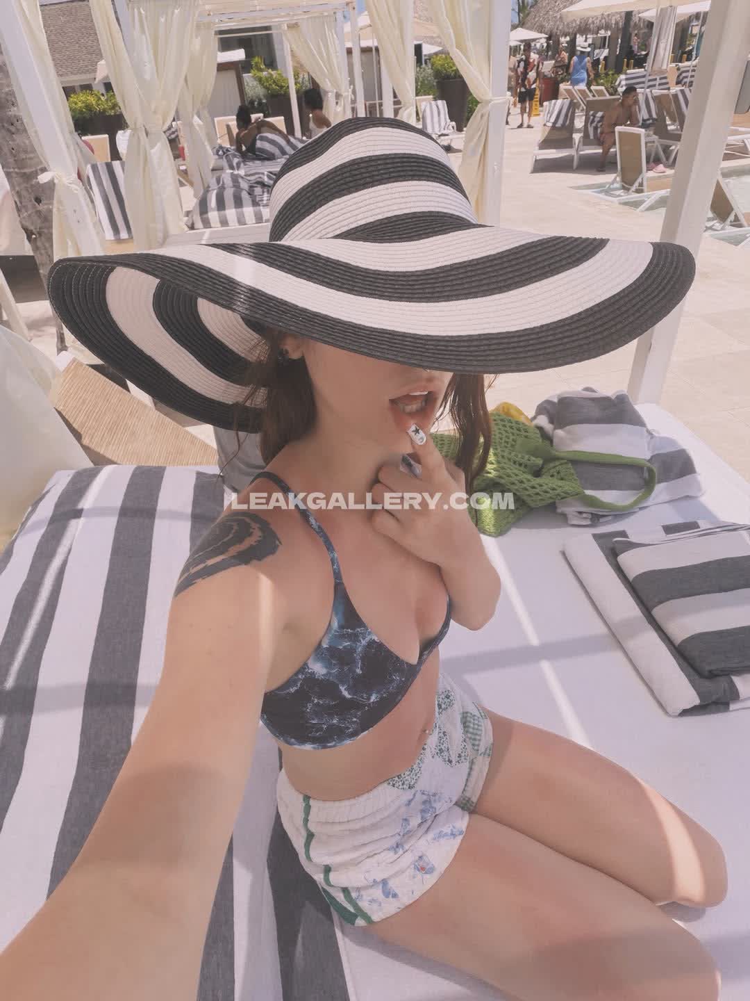 Kellyboetcherr Exclusive Leaked Nude OnlyFans #12653248