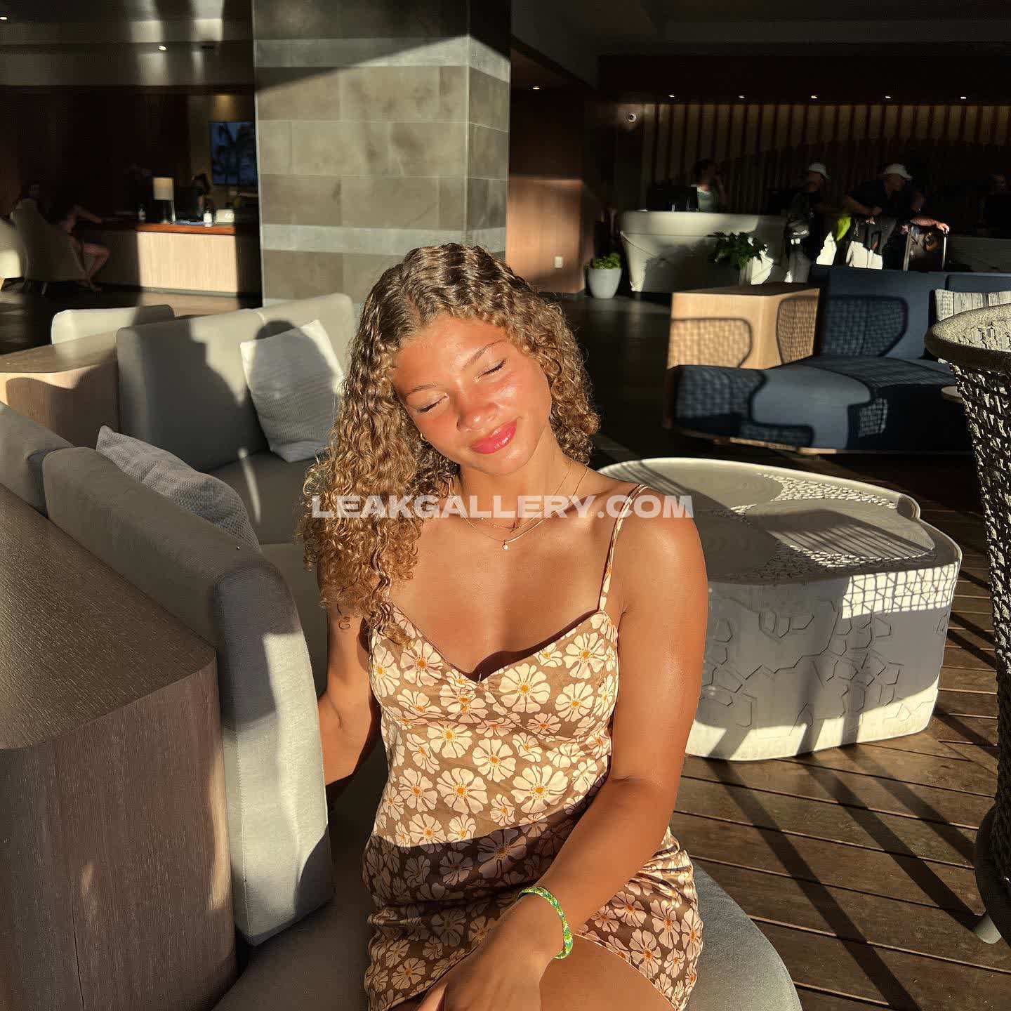 Kendall.joneess / kendall_jones Exclusive Leaked Nude OnlyFans #13029872