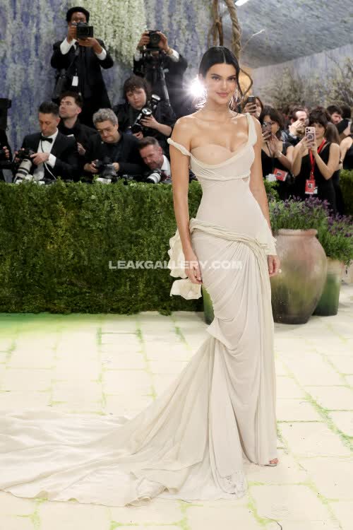 Kendalljenner Exclusive Leaked Nude OnlyFans #12300057