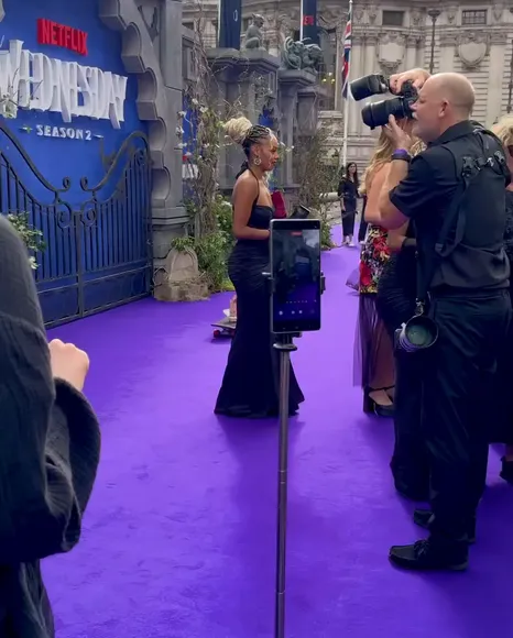 Kierapleaze Black Dress Pose OnlyFans Video Leaked